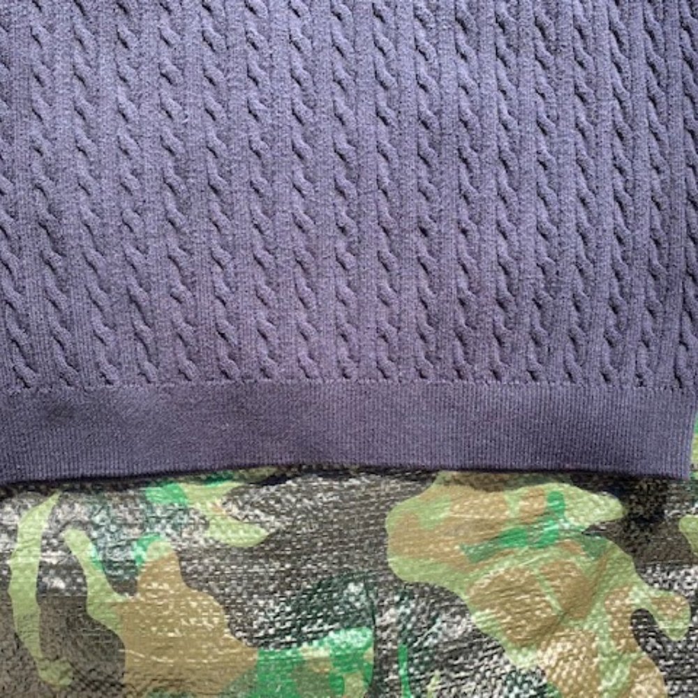 Ann Taylor navy blue cable knit sweater size L - Picture 5 of 7